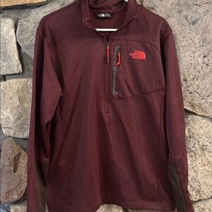 The North Face Burgundy Quarter-Zip Pullover men’s large